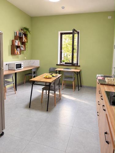 Cocina, HOSTEL Q7 Almaty in Almaty