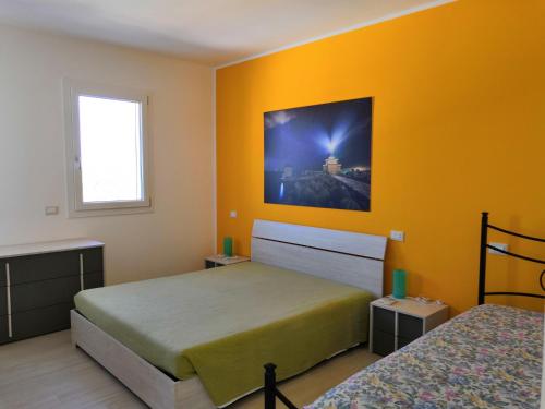 1 queen bed, 1 twin bed, 1 sofa bed