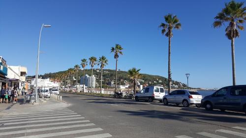 Apartamento con Terraza y Parrillero
