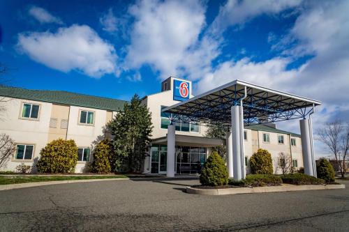 Motel 6-Pottstown, PA - Hotel - Pottstown