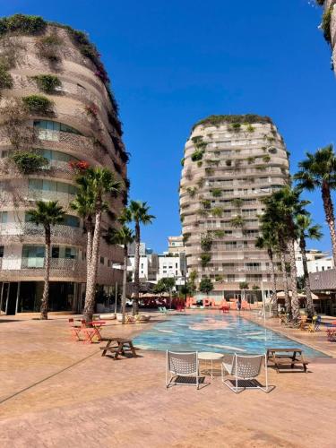 레스토랑, Vela Premium Suite in Casa Finance City with view! in 실