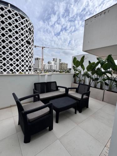 편의 시설/서비스, Vela Premium Suite in Casa Finance City with view! in 실