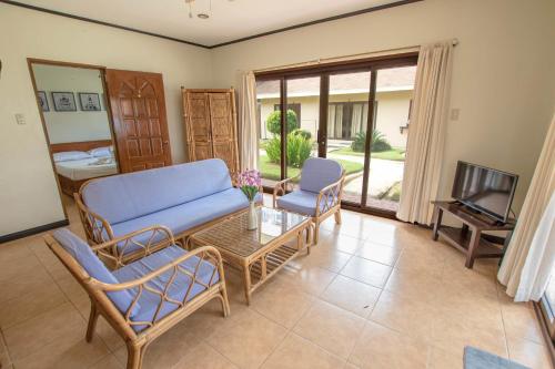 المرافق, منتجع ليفانتن بوراكاي (Levantin Boracay Resort) in Bulabog Beach