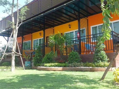 المنظر الخارجي, Navy Sisatchanalai in Sri Satchanalai