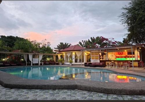 Garden Village Resort
