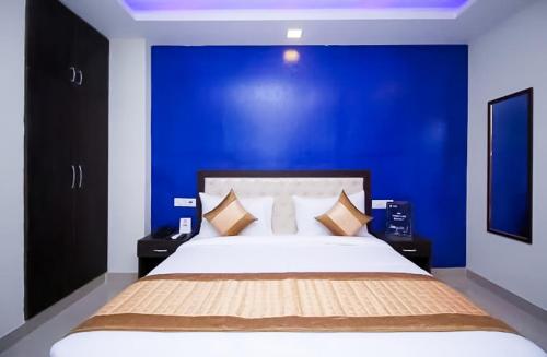 Hotel Iconic Plaza - Rajinder Nagar in Karol Bagh