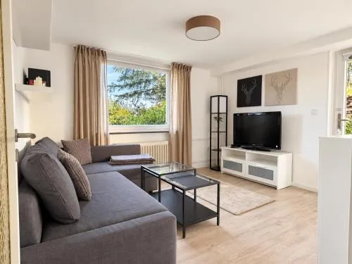 Ruhige 50 qm FeWo mit Terrasse, Parkplatz & WLAN im Dortmunder Süden in Dortmund, Deutschland