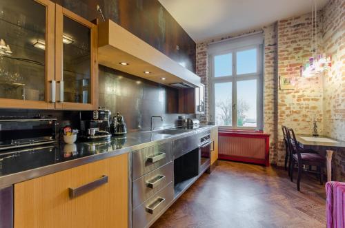 Apartment with Balcony image 9