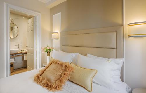 Executive Suite image 2