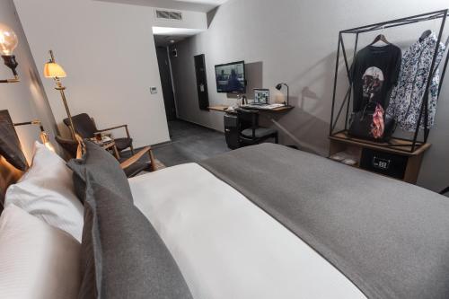 Hotel Cinnah