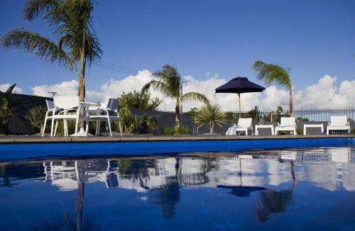 bazen, Motel Oasis in Tamarau