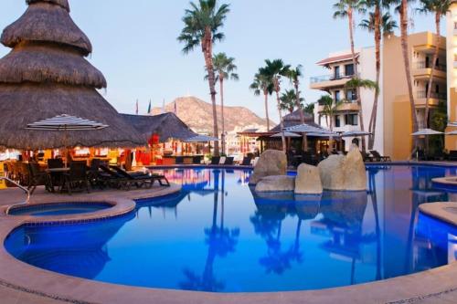 

BEST 1BR MARINA & POOL VIEW LUXE JR SUITE IN CABO