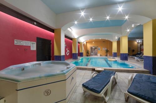 Bella Vista Hotel - image 4