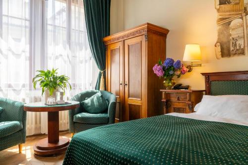 The Charles - 5