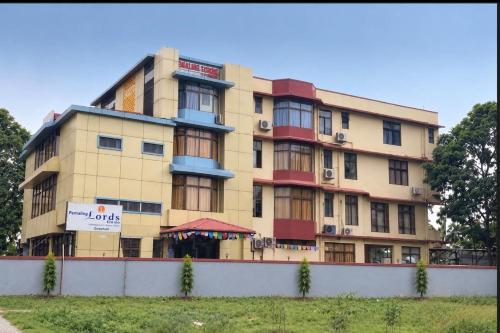Pemaling Lords Eco Inn Guwahati