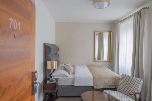 Single room, executive, annex