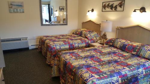 Standard Double Room with Two Double Beds