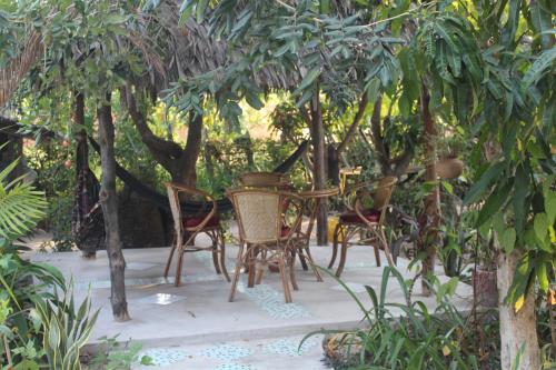 Facilities, Garden Guesthouse in Kampong Chhnang