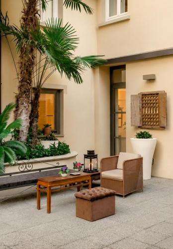TownHouse 33 Boutique Hotel