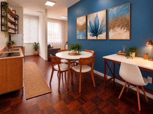 2 bedrooms, 4 beds