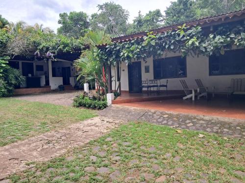 Villa 1
