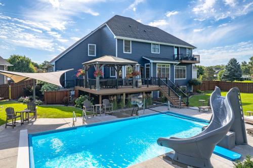 The Luxe Reserve