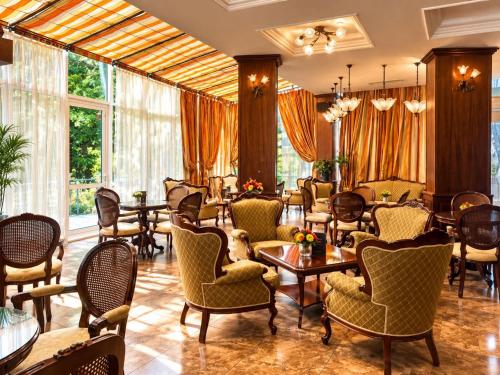 Фойє, Mirage Hotel in Бургас