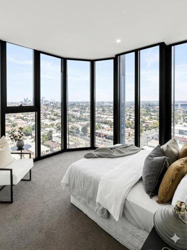 Melbourne Stylish Footscray Apartment Square