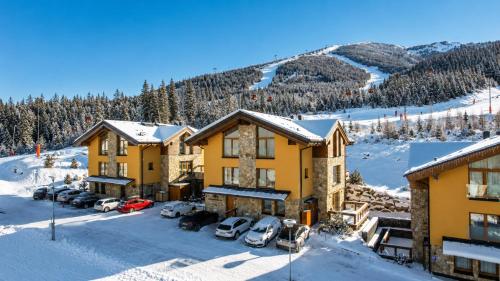2 bedrooms, 4 beds