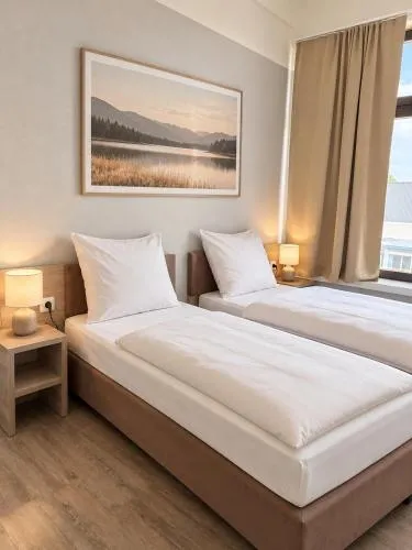 Aparthotel Emilia 24h Check-in, Free Parking and WiFi in Bargteheide, Deutschland