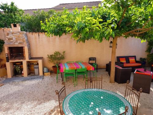 Maison charmante à La Londe-les-Maures, jardin clôturé