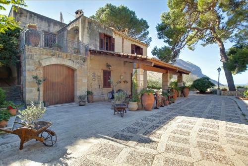  Poggio di mare in Castelluzzo