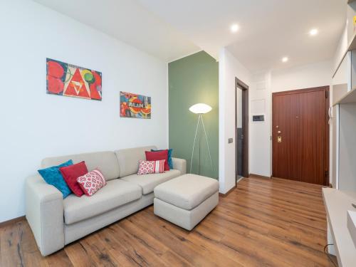 I-Host - Bright 2-Bedroom, Balcony, Sleeps 6