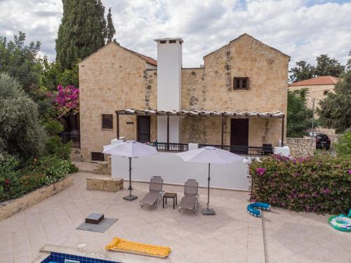 Villa Penelope gîte à louer Douliana 