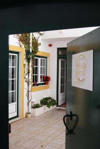 Hakuna Matata Hostel - image 9
