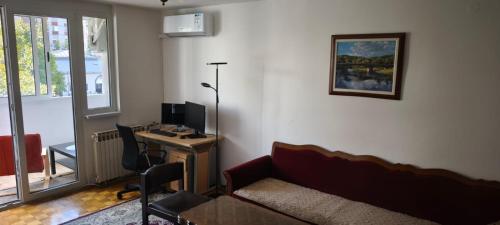 Riverside Apartment by Vilsonovo Promenade
