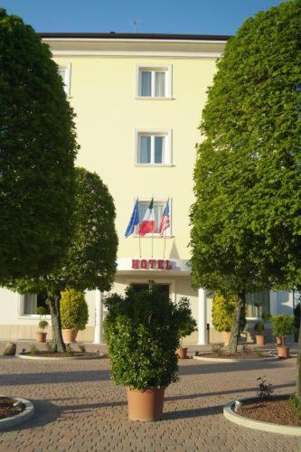 Hotels Image