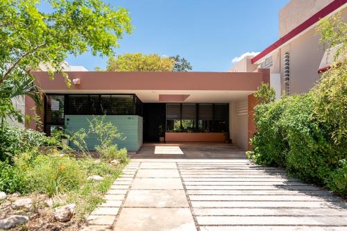 Casa Luum Architectural Retreat Among Gardens