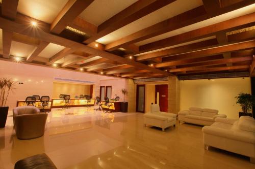 Lobby, Diana Heights Luxury Hotel in Cochin International Airport