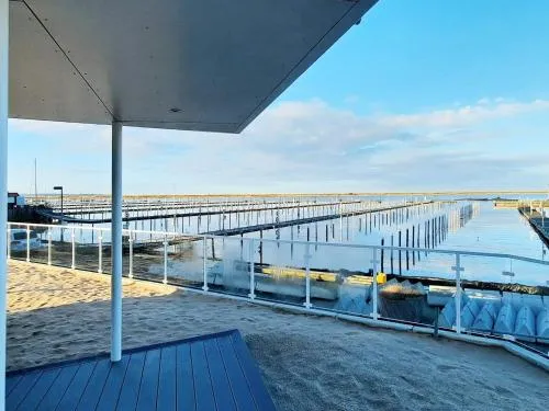 Luxusapartment in bester Wasserlage in Wendtorf, Deutschland