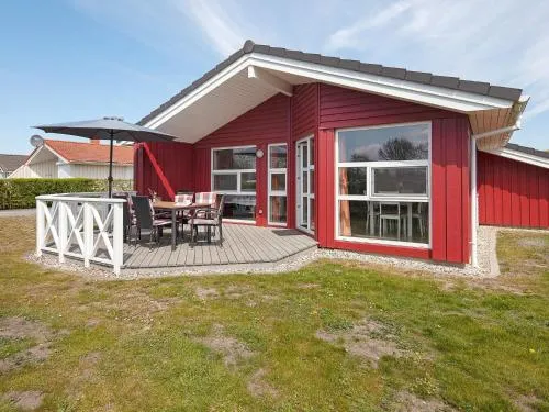 6 person holiday home in GROEMITZ in Grömitz, Deutschland