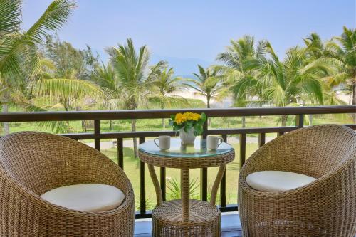 Four-Bedroom Villa with Ocean View  image 10