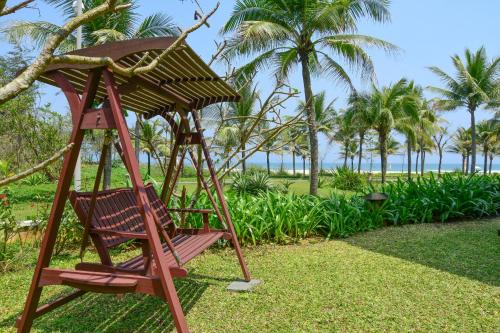 Four-Bedroom Villa with Ocean View  image 5
