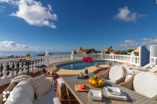 Villa Aguila by Abahana Villas
