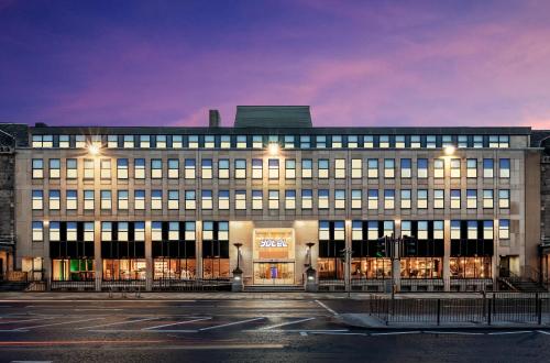YOTEL Edinburgh, Select by Hilton, Edinburgh