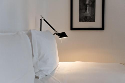 Flora Chiado Apartments - image 13