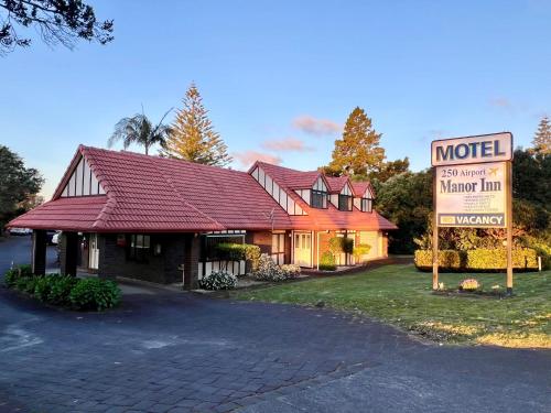 Airport Manor Inn