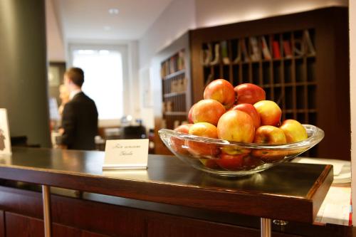 ディートリッヒ ボンヘッファー ホテル