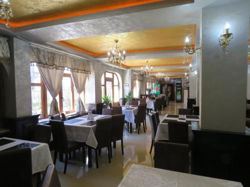 Hotel Foisor - image 10