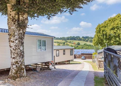 Andrewshayes Holiday Park 5